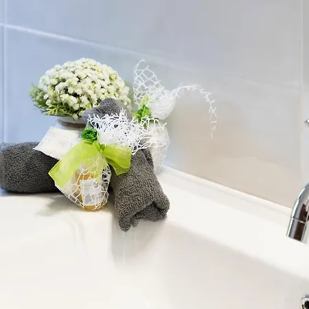 Relax Vista Mare In Moderna Con Ampio Giardino In 別荘 *