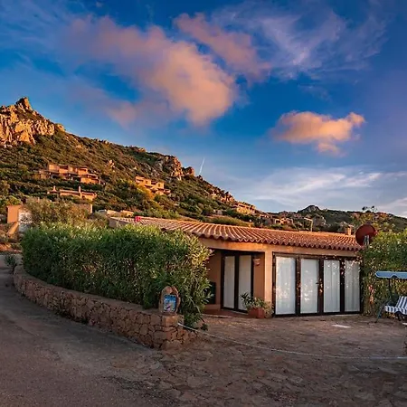 Relax Vista Mare In Moderna Con Ampio Giardino In Holiday home