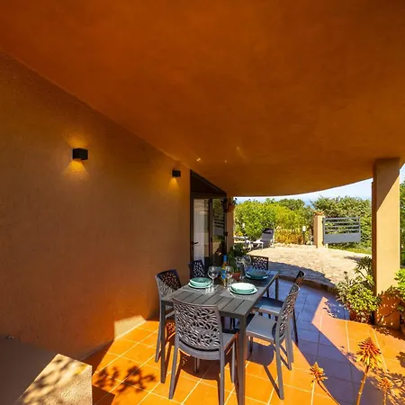 Holiday home Relax Vista Mare In Moderna Con Ampio Giardino In Costa Paradiso