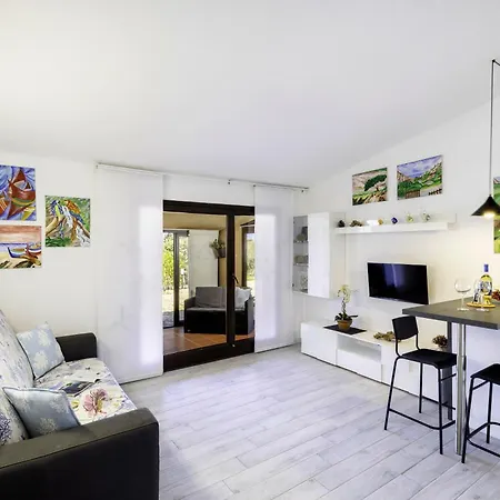 Holiday home Relax Vista Mare In Moderna Con Ampio Giardino In *