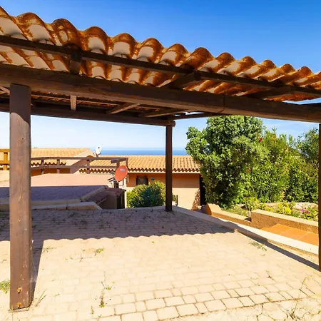 Relax Vista Mare In Moderna Con Ampio Giardino In Holiday home *