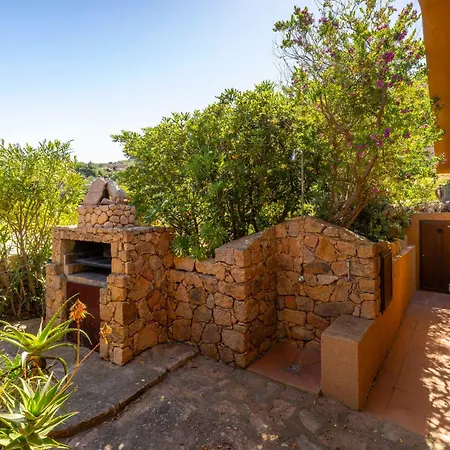 Holiday home Relax Vista Mare In Moderna Con Ampio Giardino In Costa Paradiso